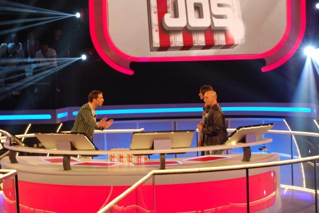 Marcel Pavel are nevoie de bani? Artistul şi fiul său vor banii lui Negru! 18081030