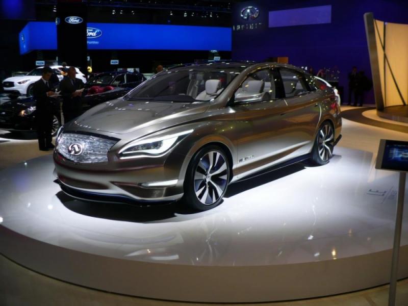 Salonul Auto de la Paris 2012 - Prima zi în imagini 18205307