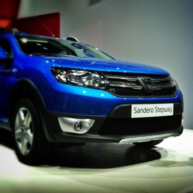 Salonul Auto de la Paris 2012 - Prima zi în imagini 18205315