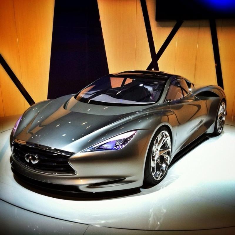 Salonul Auto de la Paris 2012 - Prima zi în imagini 18205319