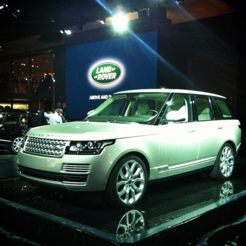 Salonul Auto de la Paris 2012 - Prima zi în imagini 18205320