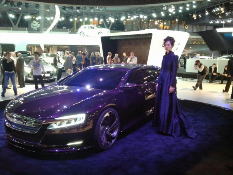 Salonul Auto de la Paris 2012 - Prima zi în imagini 18205322