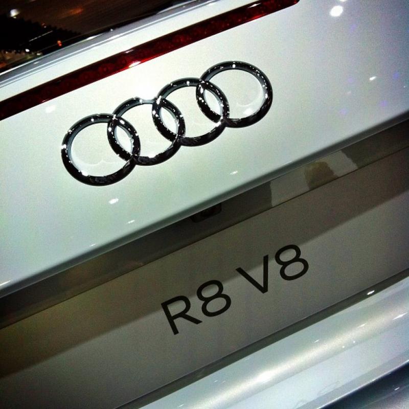 Salonul Auto de la Paris 2012 - Prima zi în imagini 18205326