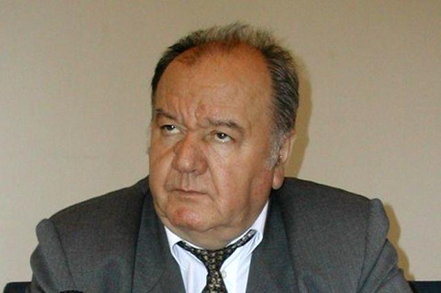 A murit Teodor Maghiar, fostul rector al Universităţii Oradea
