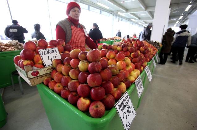 O asociaţie a cultivatorilor de mere cere acordul pentru furnizarea de mere mai mici elevilor