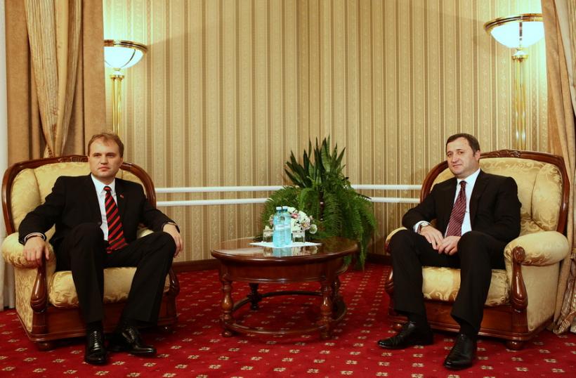 Premierul Moldovei S-A UMILIT la vizita liderului separatiștilor de la Tiraspol, iar acesta a răspuns cu o aroganță