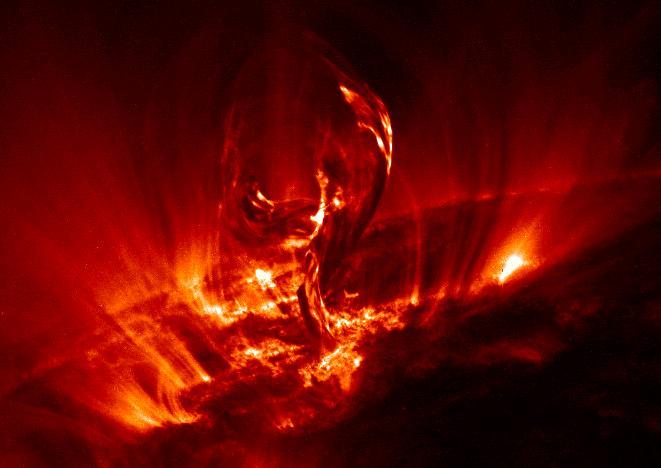 NASA avertizează: În 2013, Pământul va fi lovit de o furtună solară masivă, cu forţa a 100 de milioane de bombe cu hidrogen
