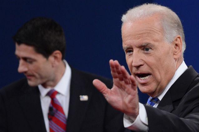 VIDEO: Joe Biden a avut reacţii incredibile în timpul confruntării cu Paul Ryan