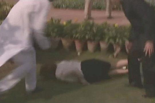 Accident la nivel înalt. Vezi căzătura luată de premierul Australiei în timpul unei vizite în India (VIDEO)