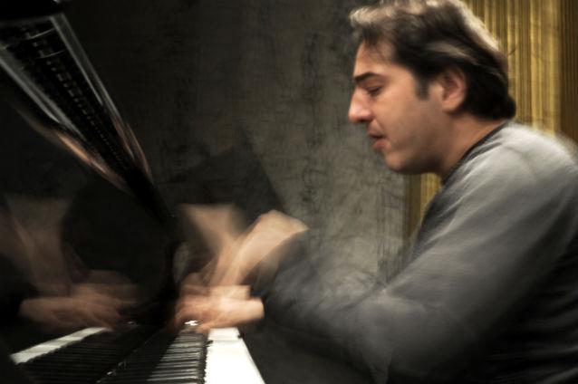 Un pianist turc, judecat pentru ”insultă la adresa Islamului”