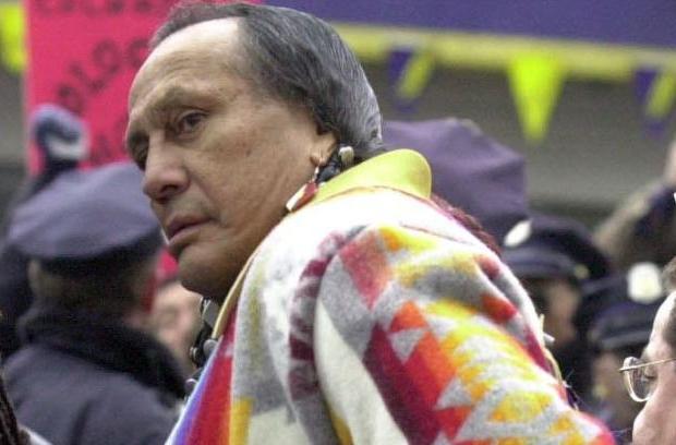 A murit Russell Means, actorul din &quot;Ultimul mohican&quot;