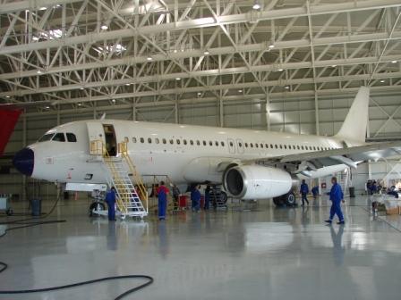 Aerostar Bacău a început lucrările la primul Airbus 320
