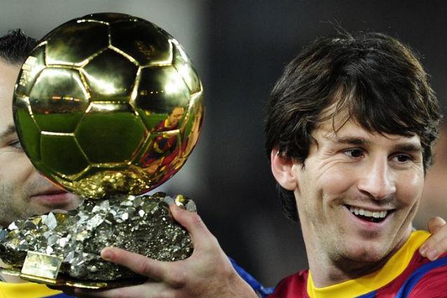 FIFA a publicat lista celor 23 de jucători nominalizaţi la Balonul de Aur. Vezi cine se mai bate cu Messi şi Ronaldo 