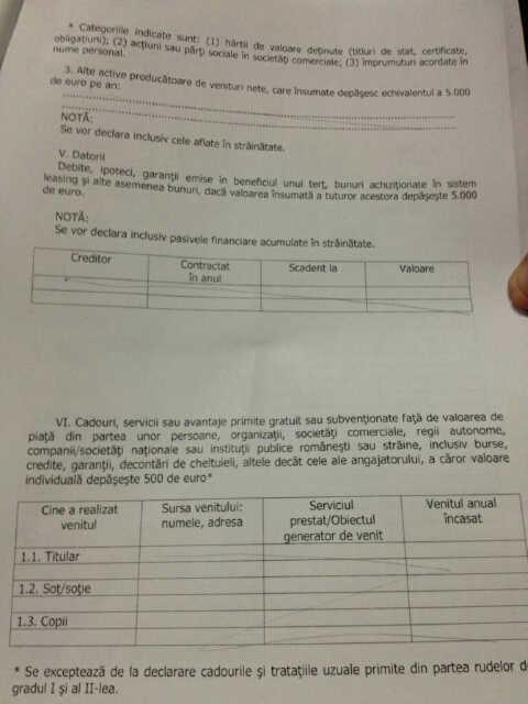 AVERE DE CANDIDAT. PP-DD Dan Diaconescu: Nouă terenuri, trei case și 230.000 de euro în conturi 18432625