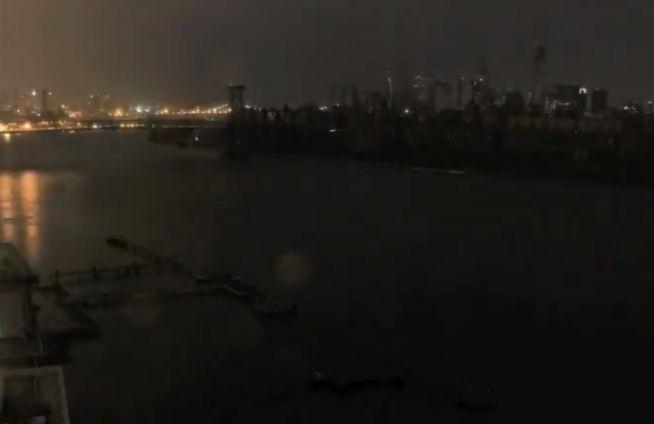 VIDEO: Cum a lovit uraganul Sandy New York-ul