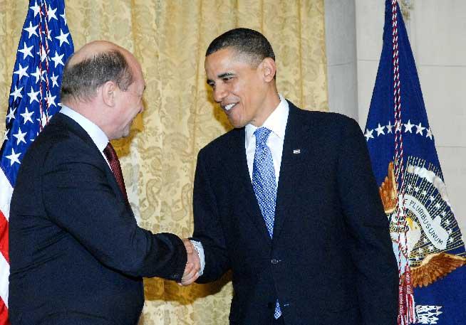 Băsescu l-a felicitat pe Obama. Speră să-l reîntâlnească în curând