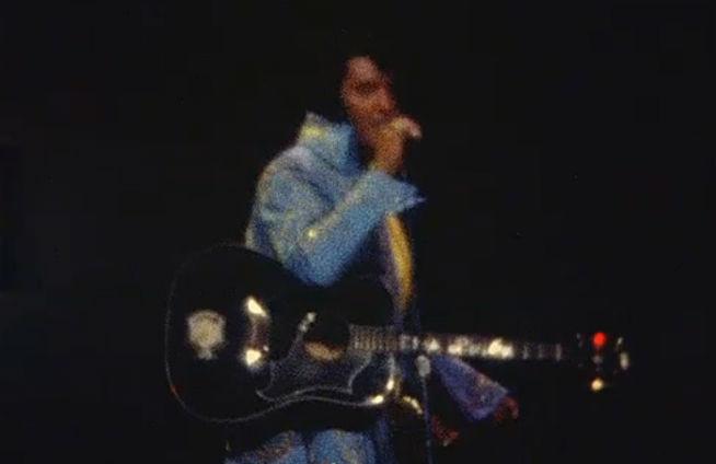 VIDEO: A fost făcut public un filmuleţ nemaivăzut până acum cu Elvis Presley