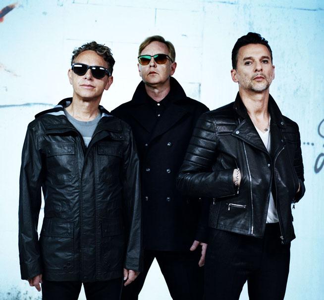 La Depeche Mode, Gazon A  mai sunt 200 de bilete !