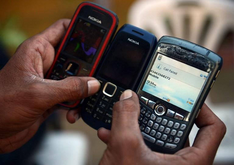 Serviciile de telefonie mobilă din Pakistan au fost suspendate pentru a evita comiterea unor atentate