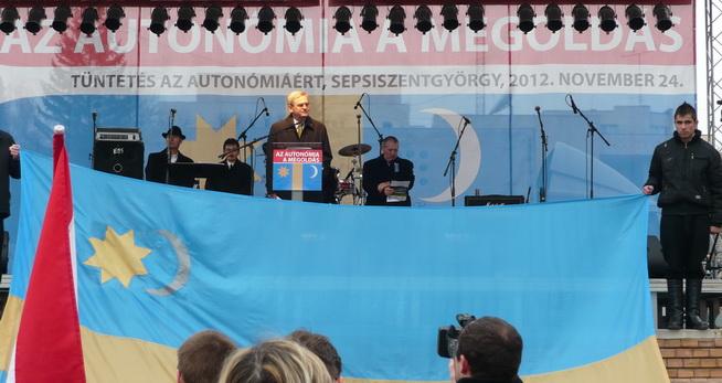 Mesaj la mitingul pentru autonomia Ţinutului Secuiesc de la Sfântu Gheorghe: "La revedere, România" 18435656