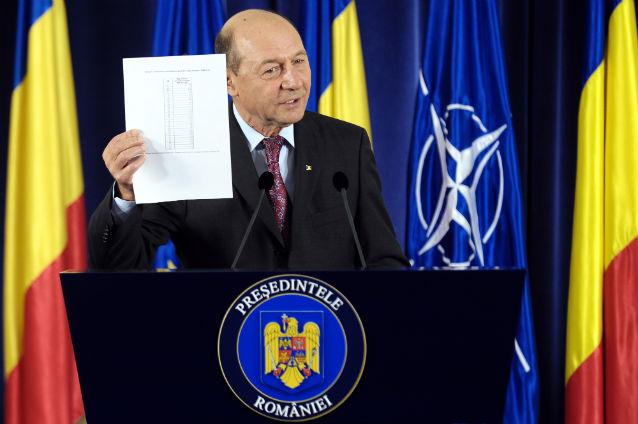Băsescu: ”Contrar titrărilor de pe televiziuni, eu afirm că la ultimul consiliu european s-a înregistrat un succes”