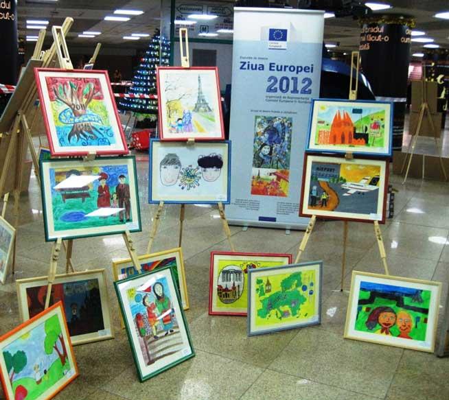 Desene pentru “Ziua Europei”, în Pasajul Universităţii, din Bucureşti