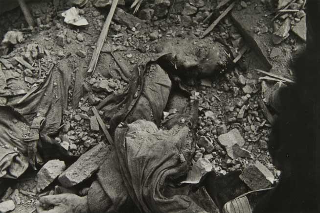 Goya, cronicarul tuturor războaielor: Dezastrele şi fotografia de război 18437040