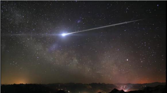 VIDEO. Ultimul eveniment astronomic din 2012: ''Ploaia de meteoriţi'' vizibilă patru nopţi