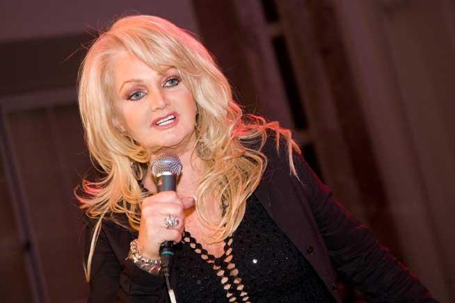 Bonnie Tyler, în decembrie. Un concert în România şi zece în Marea Britanie