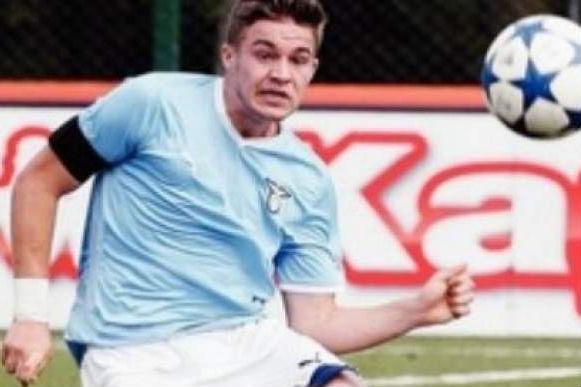 Campioana Angliei a transferat un fotbalist român! Vezi despre cine ste vorba