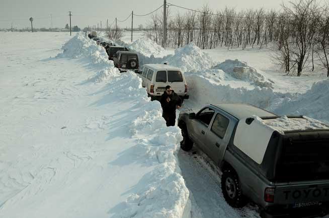 Căderi masive de zăpadă în mai multe zone din ţară