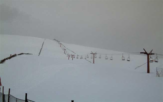 Zăpadă all-inclusive! Imagini live din Valea Dorului!