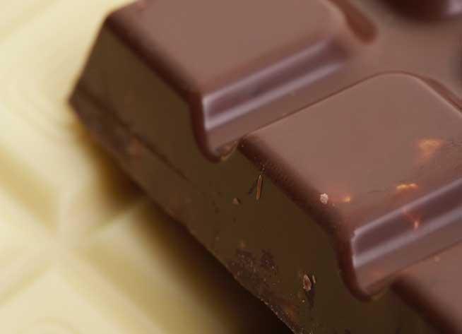 Ciocolată neagră calmează tusea