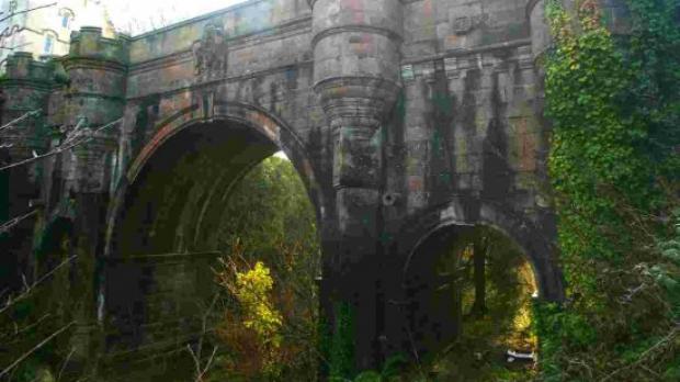 Un pod din Scoţia - locul unde peste 50 de câini s-au SINUCIS. Nimeni nu ştie de ce