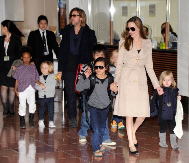 Cum s-au pregătit pentru Crăciun copiii Angelinei Jolie şi ai lui Brad Pitt