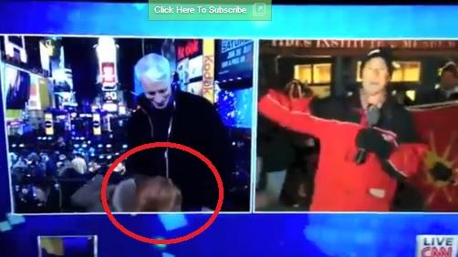 Show total la CNN, de Revelion. Kathy Griffin a ținut morțis să-i pupe poala lui Anderson Cooper (VIDEO)