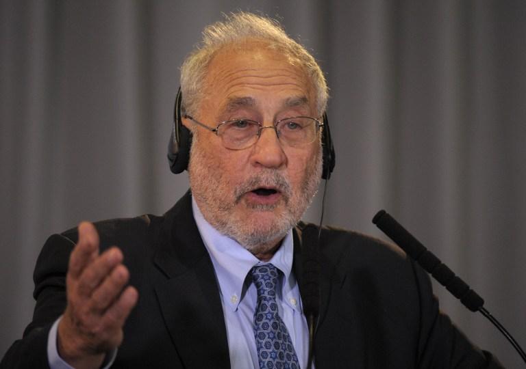 Joseph Stiglitz: Europa, principalul risc pentru economia mondială în 2013