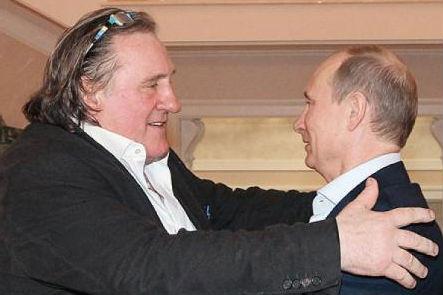 Gerard Depardieu a primit paşaportul rusesc din mâna lui Vladimir Putin