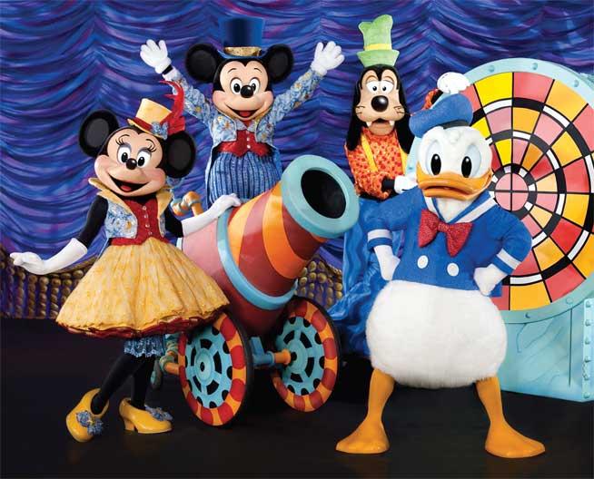 Costume de poveste în Mickey’s Magic Show
