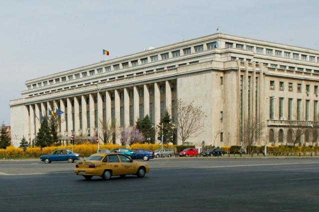 Ştirea anului: România RENUNŢĂ LA AUSTERITATE. Ţinta lui 2013, revenirea la PIB-ul de dinainte de criză
