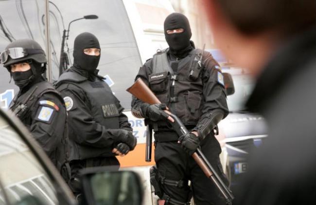 Autorii tentativei de asasinat din Piatra Neamţ au primit mandat de arestare pentru 29 de zile