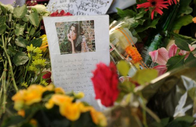 Ce a făcut Amy Winehouse înainte să moară