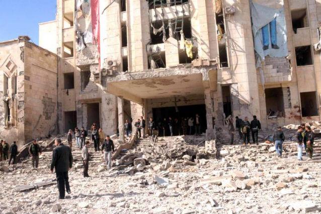 Atentat sîngeros într-o universitate din Siria: 82 de morţi şi aproape 200 de răniţi 