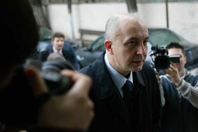 STENOGRAME. Puiu Popoviciu: L-am scăpat de puşcărie pe Băsescu / Traian Băsescu: Ne-am întâlnit doar la evenimente publice