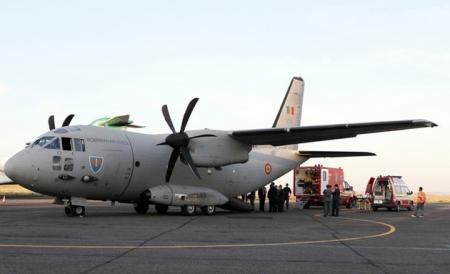 Aeronava militară cu trupurile celor doi români ucişi în Algeria a ajuns în ţară