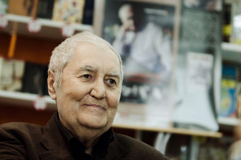 Umoristul, scenaristul şi regizorul Dan Mihăescu a încetat din viaţă