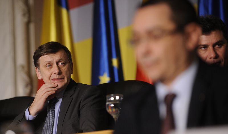 Crin Antonescu: Nu putem discuta despre suspendarea lui Traian Băsescu, dacă nu există încălcarea Constituţiei