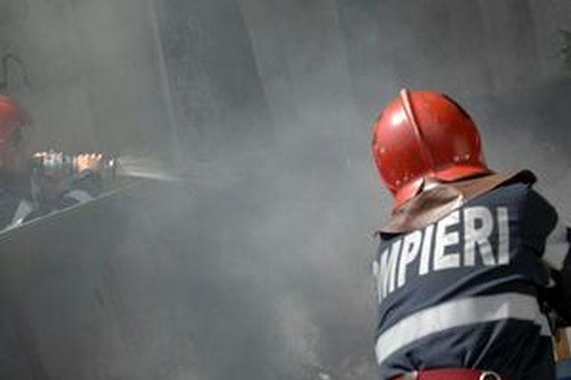 Incendiu la Rafinăria Lukoil din Ploieşti. Nu există pericol de explozie