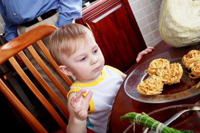 Studiu nou: Poate micul dejun să îţi facă copilul mai deştept? 