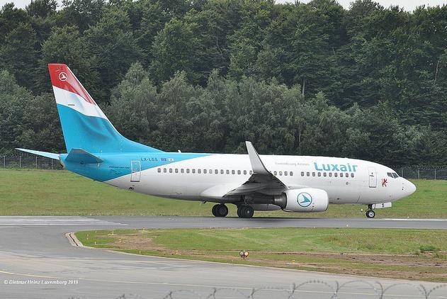 Un avion Boeing 737 al companiei Luxair a ieşit de pe pistă la Luxemburg
